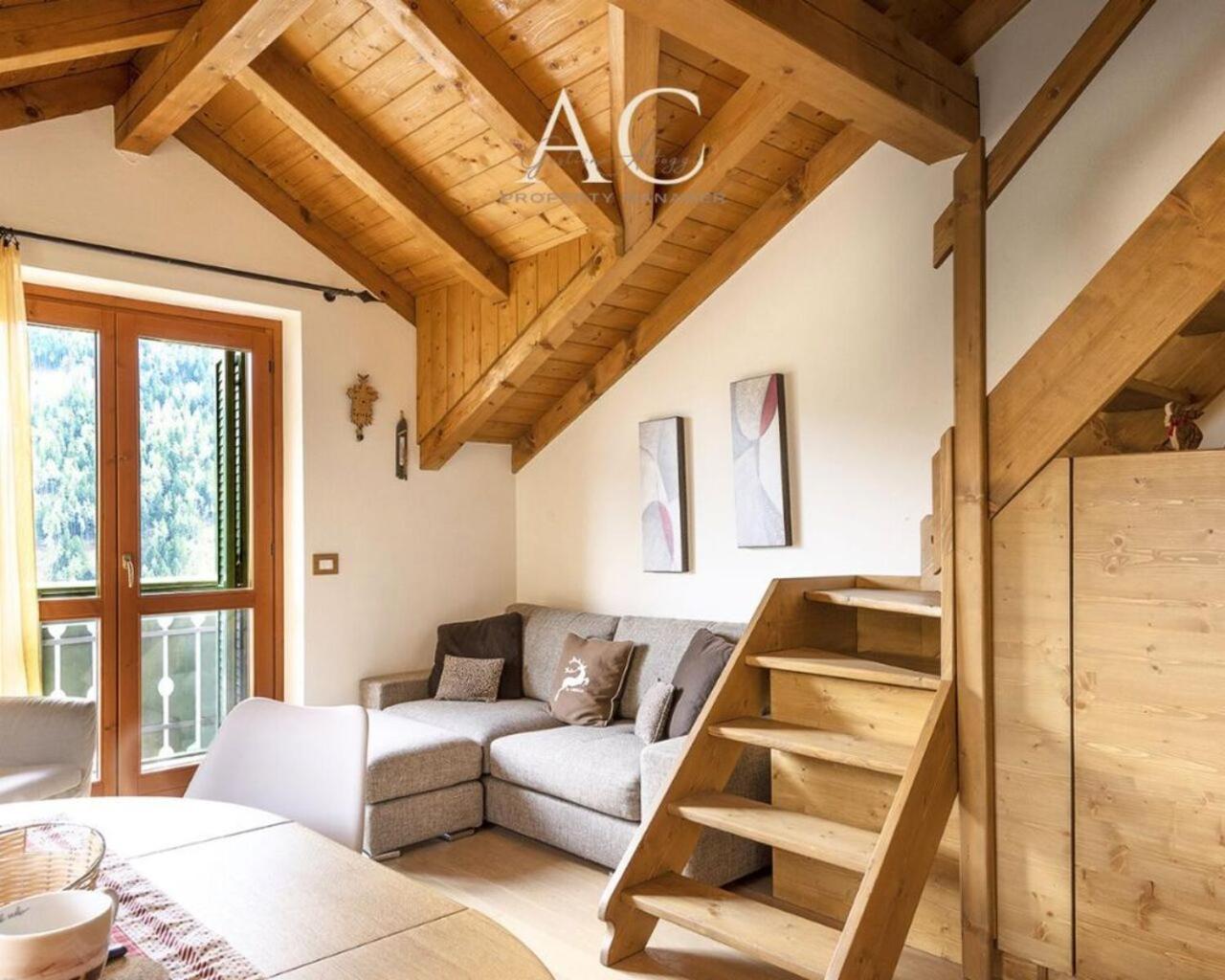 Sunshine Apartamento Vione Exterior foto