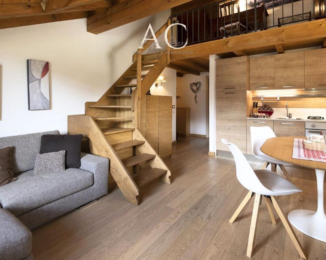 Sunshine Apartamento Vione Exterior foto